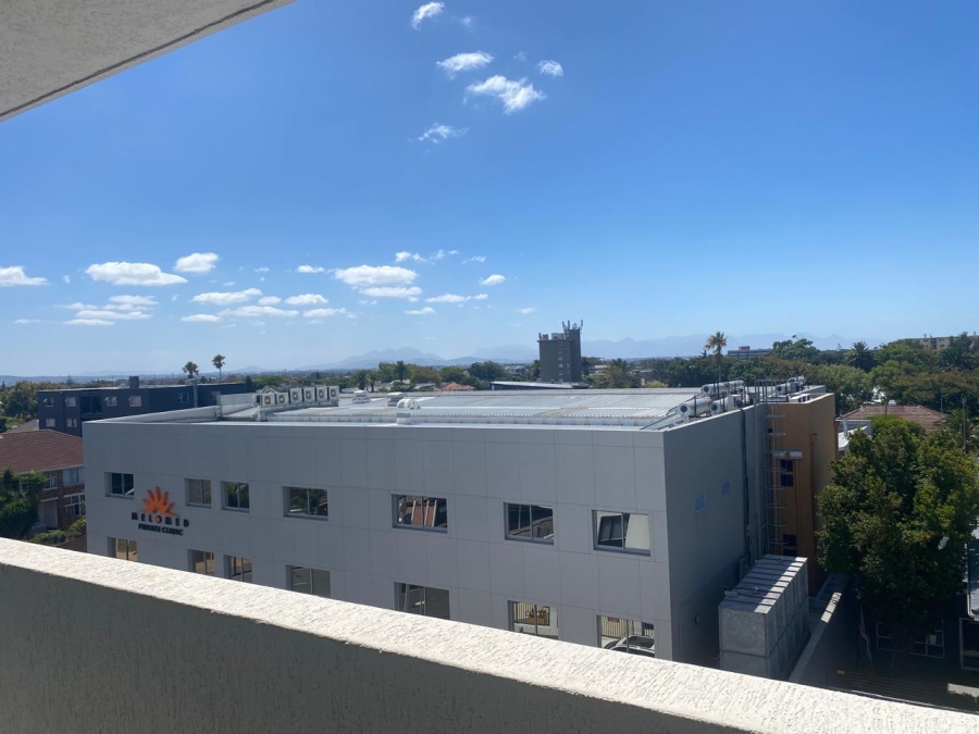 2 Bedroom Property for Sale in Claremont Western Cape